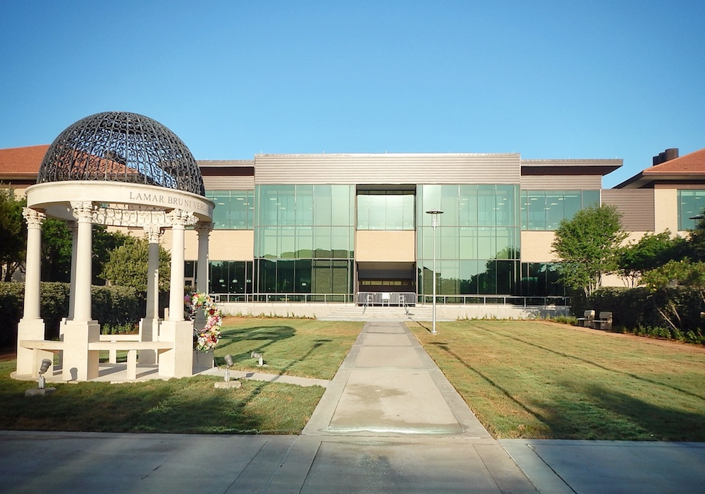 TAMIU Student Center